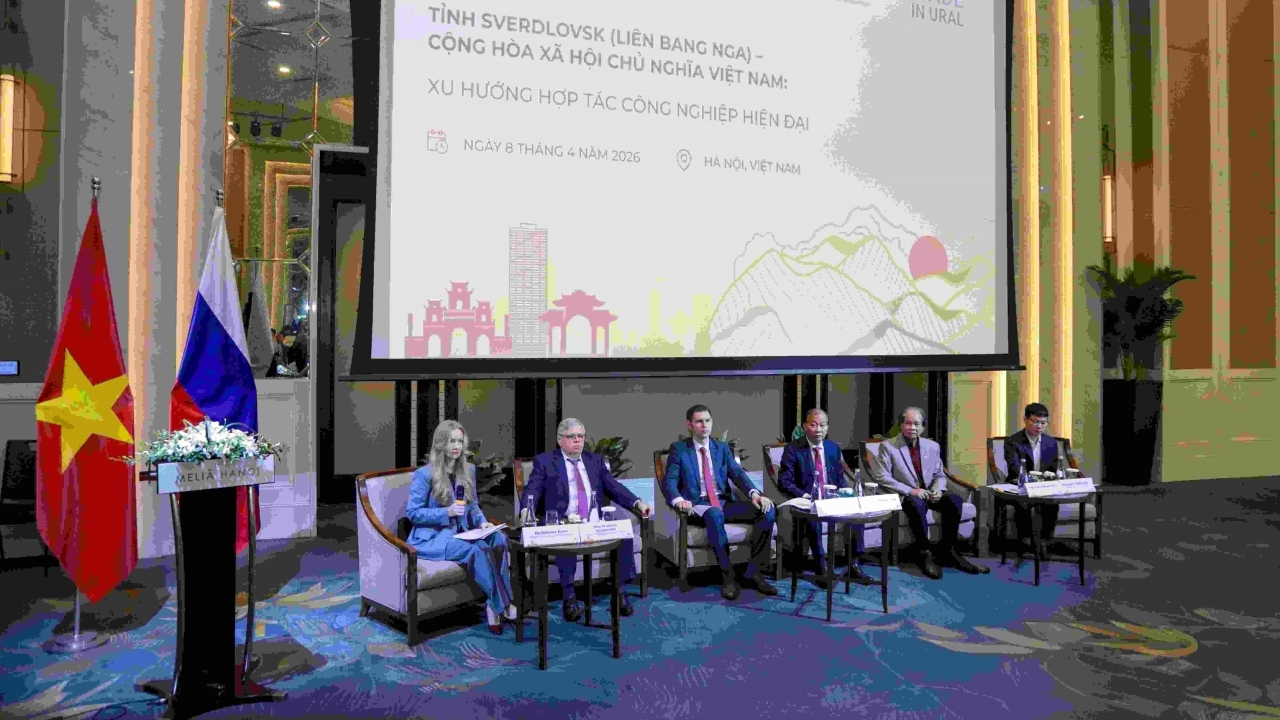 Tiềm năng hợp tác công nghiệp giữa tỉnh Sverdlovsk (Nga) và Việt Nam
