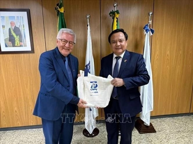 Việt Nam và Brazil tăng cường hợp tác khoa học, công nghệ