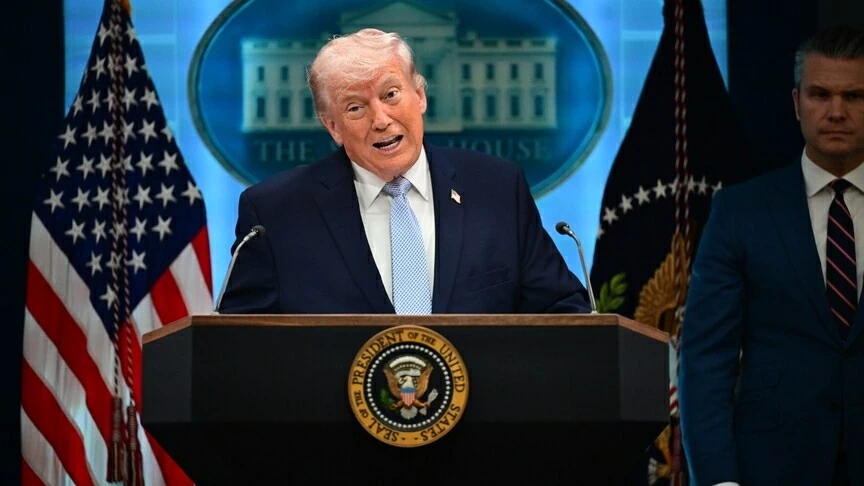 Mỹ-Iran ngừng bắn hai tuần: Tổng thống Trump dọa mở chiến dịch mạnh tay hơn nếu Tehran không tuân thủ, nguy cơ đe dọa thỏa thuận là gì? Mỹ-Iran ngừng bắn hai tuần: Tổng thống Trump dọa mở chiến dịch mạnh tay hơn nếu Tehran không tuân thủ, nguy cơ đe dọa thỏa thuận là gì?