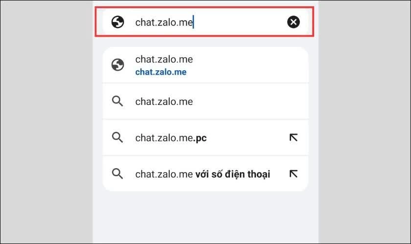 Nhập địa chỉ chat.zalo.me trên thanh tìm kiếm để truy cập Zalo Web.