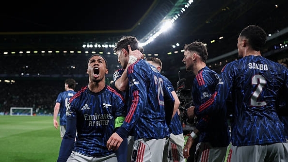 Đội nào là ứng cử viên số 1 cho ngôi vô địch UEFA Champions League sau lượt đi tứ kết?