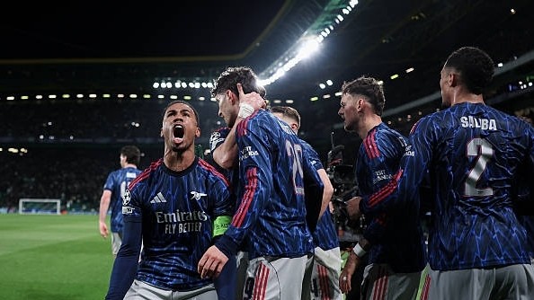 Đội nào là ứng cử viên số 1 cho ngôi vô địch UEFA Champions League sau lượt đi tứ kết?