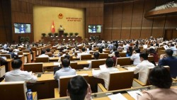 Hôm nay (10/4), Quốc hội bàn về thuế xăng dầu, chống lãng phí