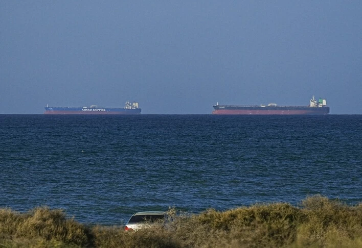 Eo biển Hormuz: Anh-Mỹ thúc đẩy các nỗ lực khôi phục tuyến hàng hải, Tổng thống Trump nhắc Iran tốt nhất không làm một việc Eo biển Hormuz: Anh-Mỹ thúc đẩy các nỗ lực khôi phục tuyến hàng hải, Tổng thống Trump nhắc Iran tốt nhất không làm một việc