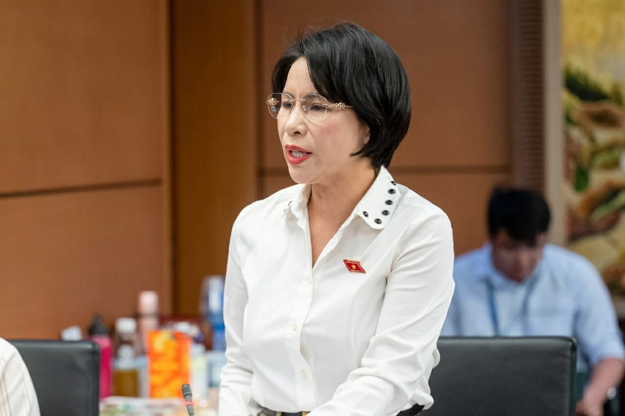 Đại biểu Quốc hội đề xuất cấm hoặc hạn chế trẻ em sử dụng mạng xã hội Đại biểu Quốc hội đề xuất cấm hoặc hạn chế trẻ em sử dụng mạng xã hội