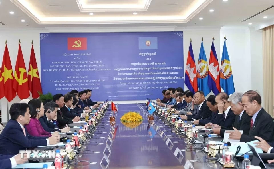 Thường trực Ban Bí thư hội đàm với Phó Chủ tịch CPP