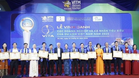 Tôn vinh các điển hình tiêu biểu, thúc đẩy du lịch Việt Nam chuyển mình trong năm 2025