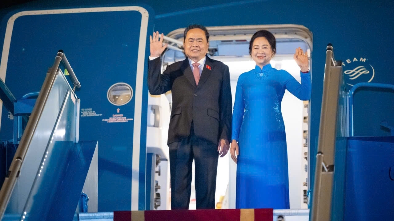 Chủ tịch Quốc hội Trần Thanh Mẫn và Phu nhân lên đường tham dự IPU-152, thăm chính thức Italy