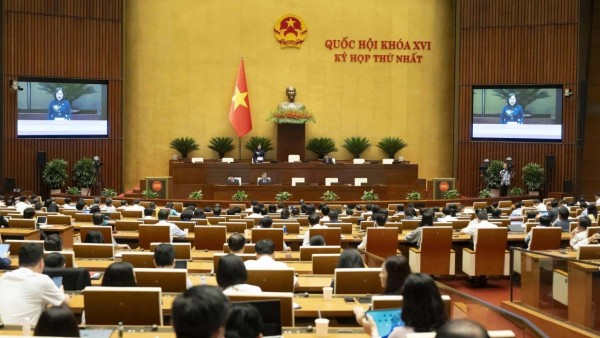 Hôm nay (11/4), Quốc hội thảo luận về một số dự án luật thuộc lĩnh vực tư pháp và đối ngoại