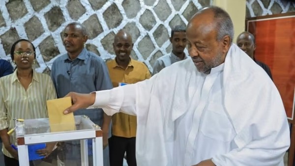 Tổng thống Djibouti tái đắc cử nhiệm kỳ thứ sáu, tiếp tục nắm quyền gần ba thập kỷ