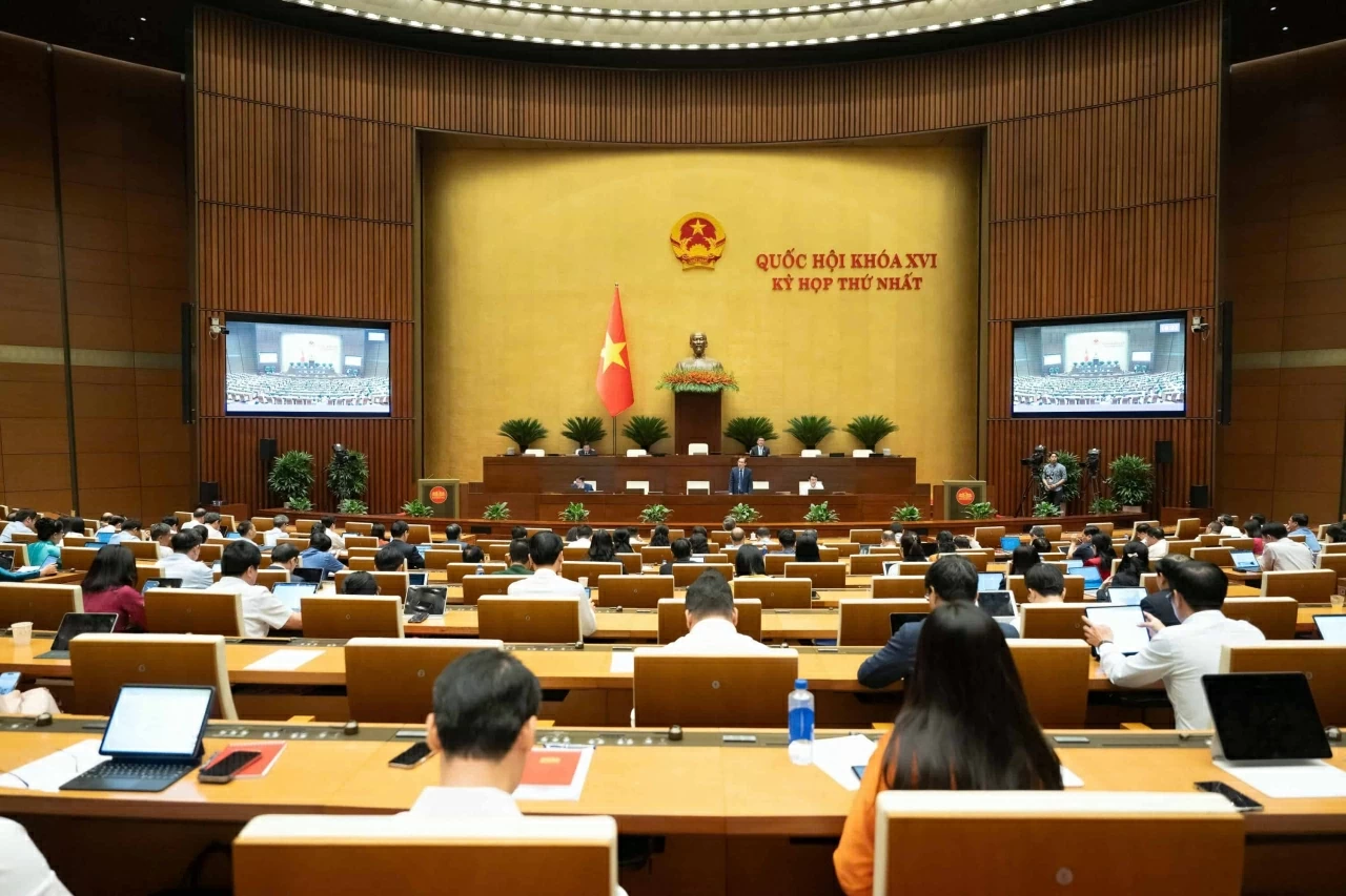 Đẩy mạnh chuyển đổi số và bảo đảm quyền lợi cho cán bộ tại các cơ quan đại diện ở nước ngoài