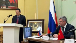 Hội thảo bàn tròn về Đại hội XIV của Đảng tại Saint-Petersburg, Nga