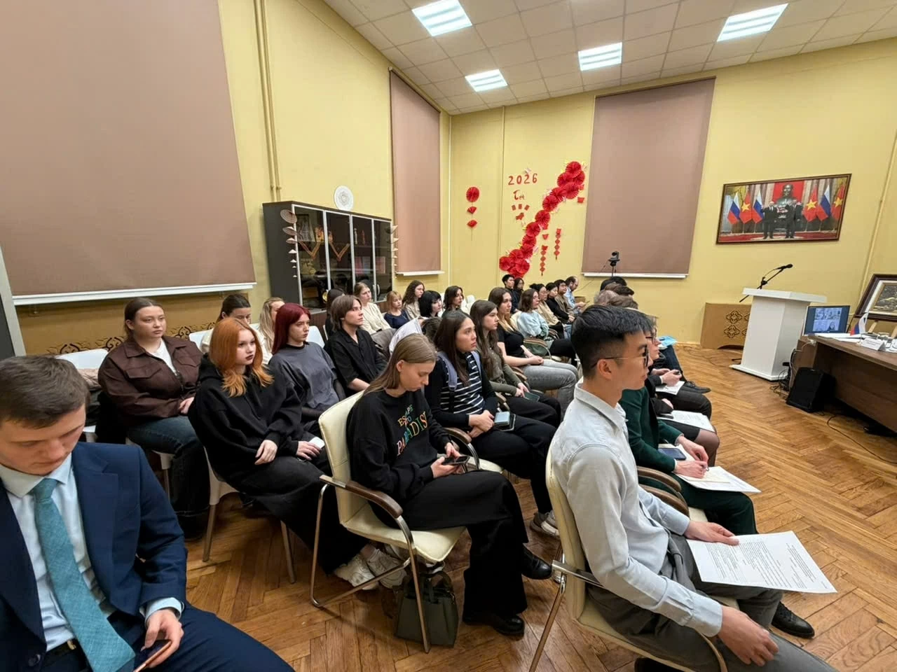 Hội thảo bàn tròn về Đại hội XIV của Đảng tại Saint-Petersburg, Nga Hội thảo bàn tròn về Đại hội XIV của Đảng tại Saint-Petersburg, Nga