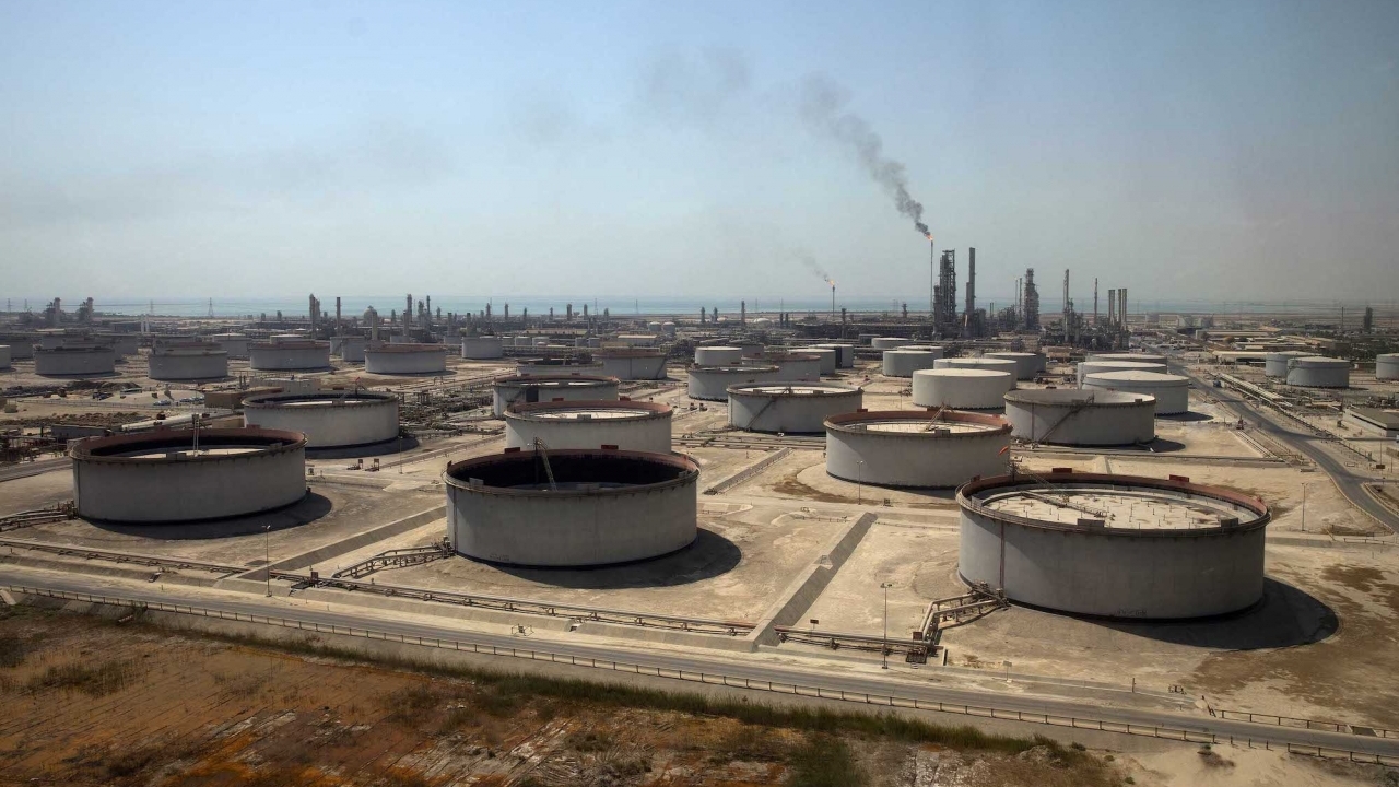 Ngành dầu Saudi Arabia chịu tác động mạnh; Algeria đa dạng hoá mặt hàng xuất khẩu; Israel trở thành cửa ngõ năng lượng ở Địa Trung Hải