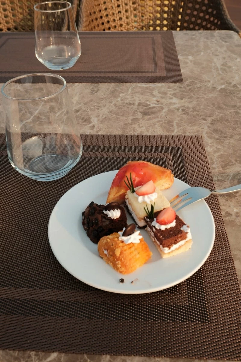 Trà chiều 'lên thuyền': Trend chill mới giữa lòng Sài Gòn Trà chiều 'lên thuyền': Trend chill mới giữa lòng Sài Gòn