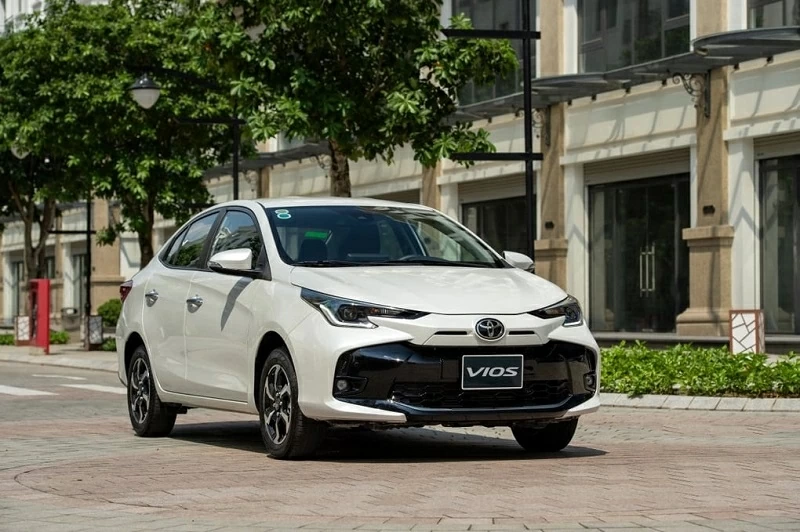 Top 5 xe sedan cỡ B bán chạy nhất tháng 3/2026: Toyota Vios tiếp tục lập đỉnh.