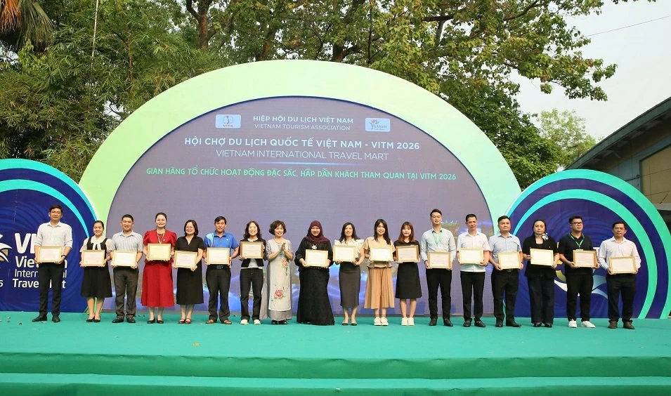 Hơn 90.000 lượt khách đến Hội chợ Du lịch quốc tế Việt Nam 2026 Hơn 90.000 lượt khách đến Hội chợ Du lịch quốc tế Việt Nam 2026