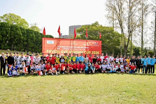 Sôi động giải bóng đá cộng đồng người Việt tại khu vực Kyushu, Nhật Bản Sôi động giải bóng đá cộng đồng người Việt tại khu vực Kyushu, Nhật Bản