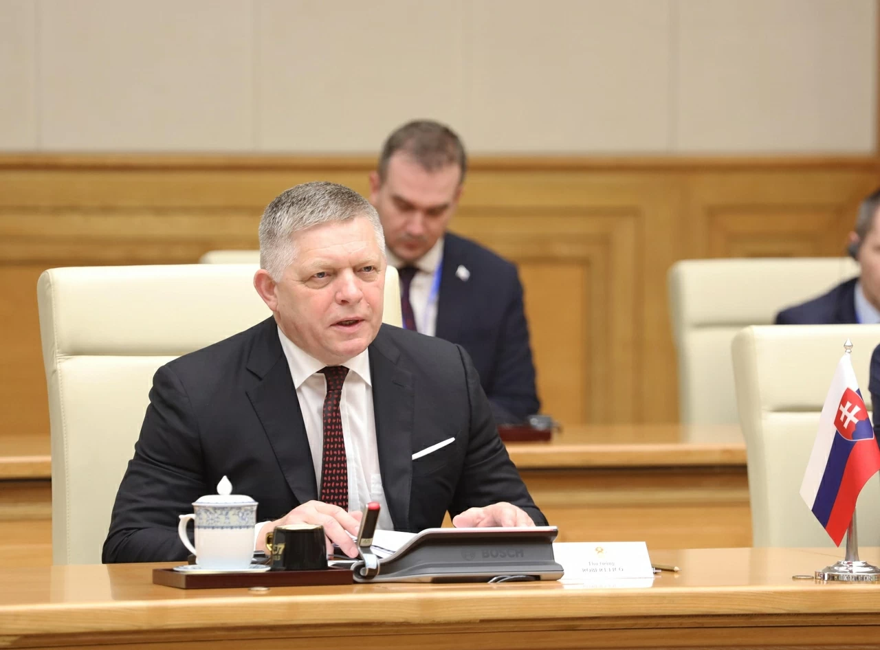 Thủ tướng Slovakia Robert Fico phát  biểu tại Hội đàm. (Ảnh: Thành Long)