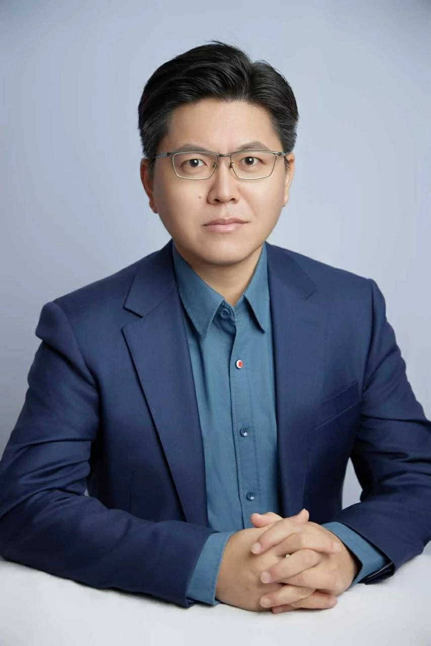 GS. (Ảnh: NVCC) GS. (Ảnh: NVCC)