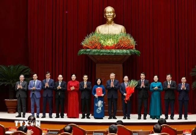 Tổng Bí thư, Chủ tịch nước Tô Lâm chủ trì Hội nghị công bố các Quyết định về công tác cán bộ Tổng Bí thư, Chủ tịch nước Tô Lâm chủ trì Hội nghị công bố các Quyết định về công tác cán bộ