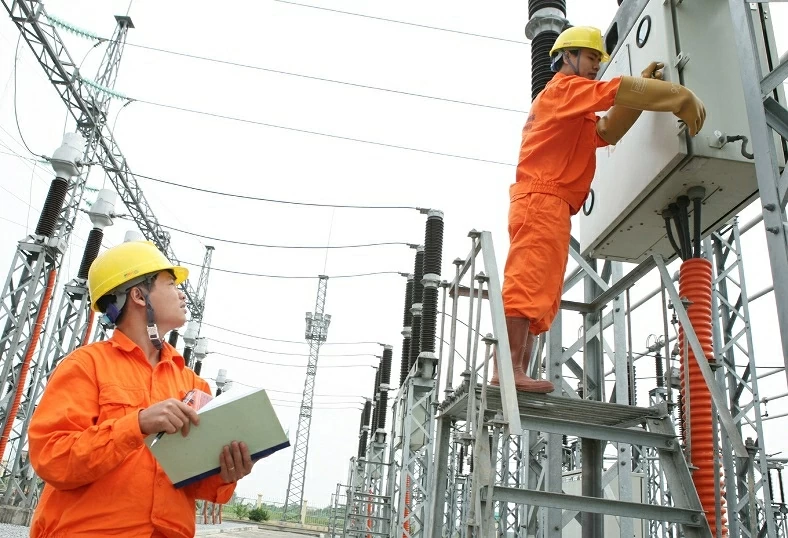 Để đảm bảo cung ứng điện cho mùa cao điểm, EVN đã và đang triển khai đồng loạt nhiều giải pháp. (Nguồn: VGP)
