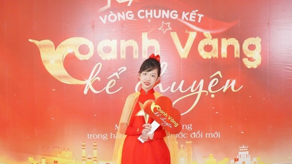 Nữ sinh lớp 7 ở Hà Nội giành giải Nhất 'Oanh Vàng kể chuyện'