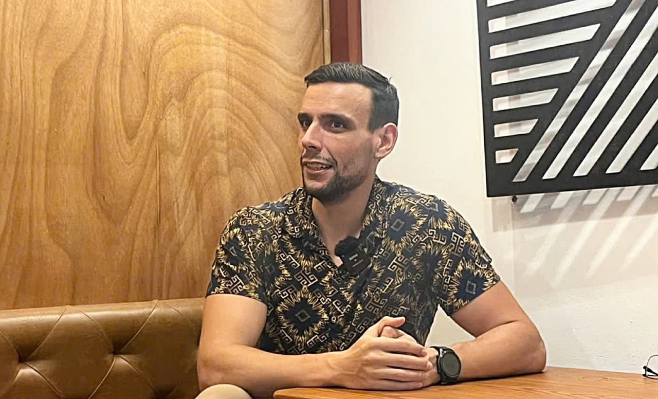 Quản lý CLB kỳ vọng tiếp tục xây dựng nơi đây thành không gian kết nối, nơi mọi người học hỏi và tận hưởng sau những tuần làm việc bận rộn. (Ảnh: Đoàn Ngân)