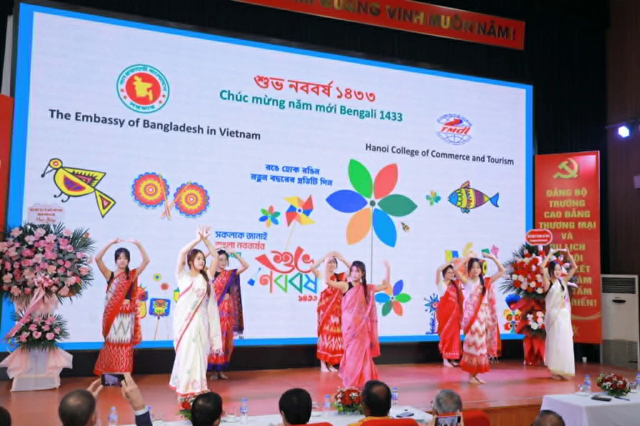 Hòa mình vào không gian Tết cổ truyền Bangladesh tại Hà Nội