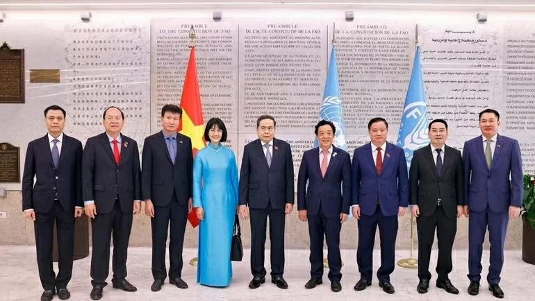 Chủ tịch Quốc hội Trần Thanh Mẫn gặp Tổng Giám đốc FAO