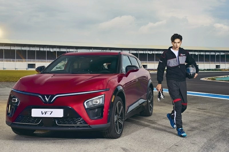 Top 5 xe đa dụng cỡ trung bán chạy nhất tháng 3/2026: VinFast VF 7 vươn lên dẫn đầu. Top 5 xe đa dụng cỡ trung bán chạy nhất tháng 3/2026: VinFast VF 7 vươn lên dẫn đầu.