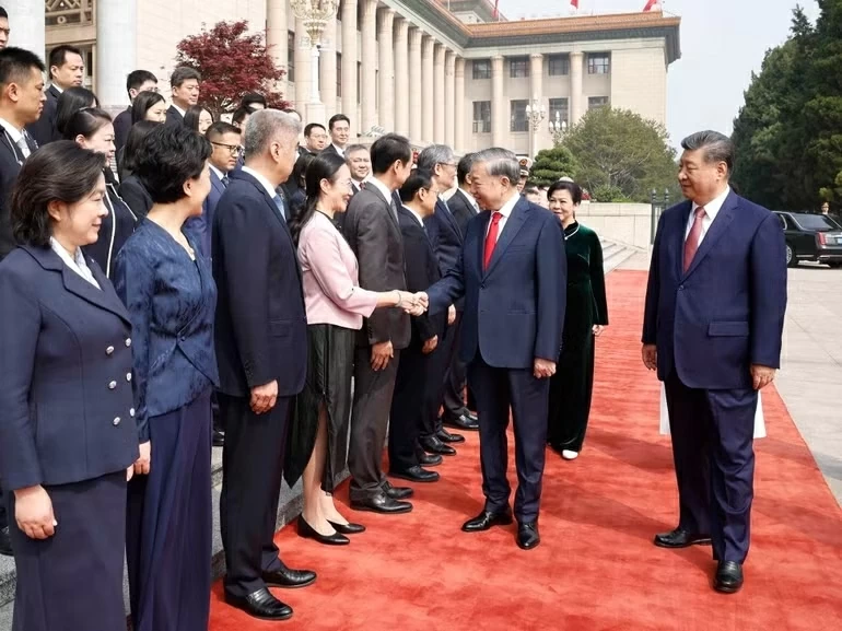 Toàn cảnh Lễ đón Tổng Bí thư, Chủ tịch nước Tô Lâm thăm cấp Nhà nước đến Trung Quốc Toàn cảnh Lễ đón Tổng Bí thư, Chủ tịch nước Tô Lâm thăm cấp Nhà nước đến Trung Quốc