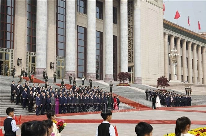 Toàn cảnh Lễ đón trọng thể Tổng Bí thư, Chủ tịch nước Tô Lâm thăm cấp Nhà nước đến Trung Quốc