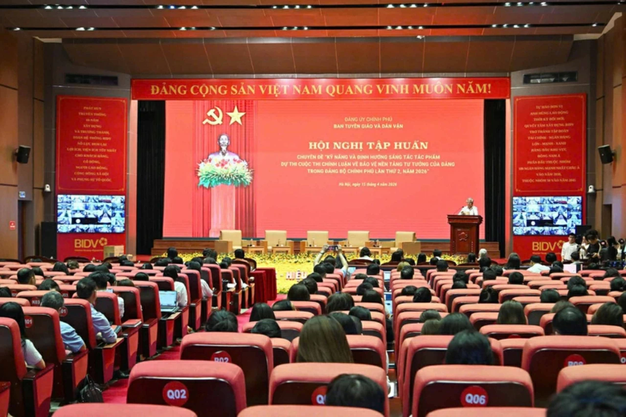 Tăng cường năng lực viết chính luận bảo vệ nền tảng tư tưởng của Đảng, đáp ứng yêu cầu công tác tư tưởng hiện nay Tăng cường năng lực viết chính luận bảo vệ nền tảng tư tưởng của Đảng, đáp ứng yêu cầu công tác tư tưởng hiện nay