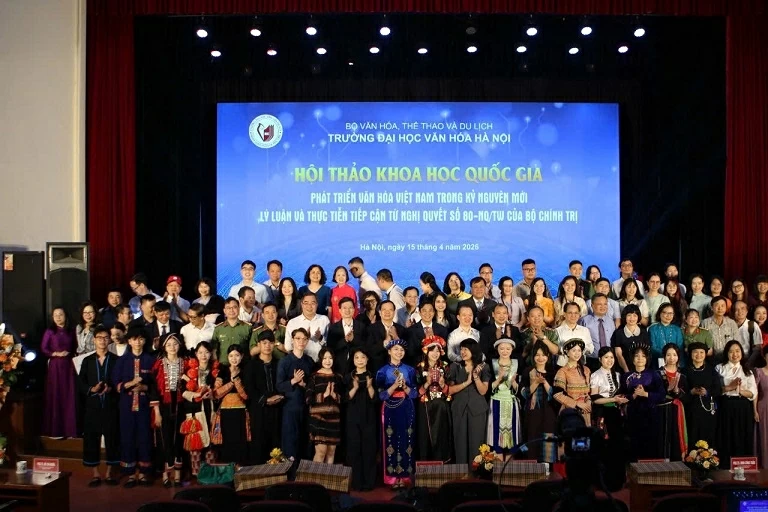 Khơi thông nguồn lực văn hóa trong kỷ nguyên mới của dân tộc Khơi thông nguồn lực văn hóa trong kỷ nguyên mới của dân tộc