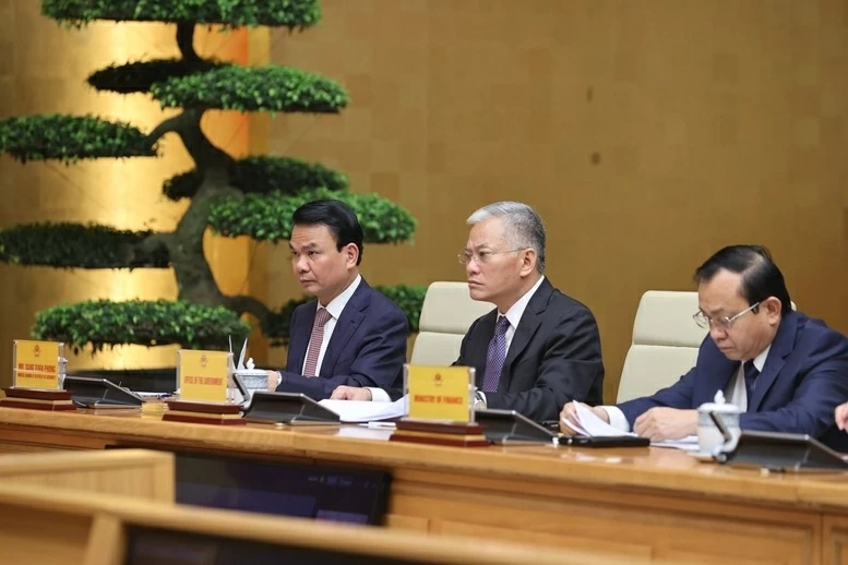Thủ tướng Lê Minh Hưng tham dự Hội nghị Thượng đỉnh AZEC mở rộng về tự chủ năng lượng