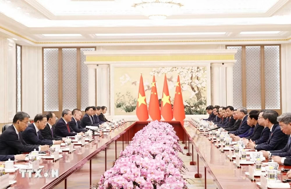 Tổng Bí thư, Chủ tịch nước Tô Lâm hội kiến Thủ tướng Quốc vụ viện Trung Quốc Lý Cường Tổng Bí thư, Chủ tịch nước Tô Lâm hội kiến Thủ tướng Quốc vụ viện Trung Quốc Lý Cường