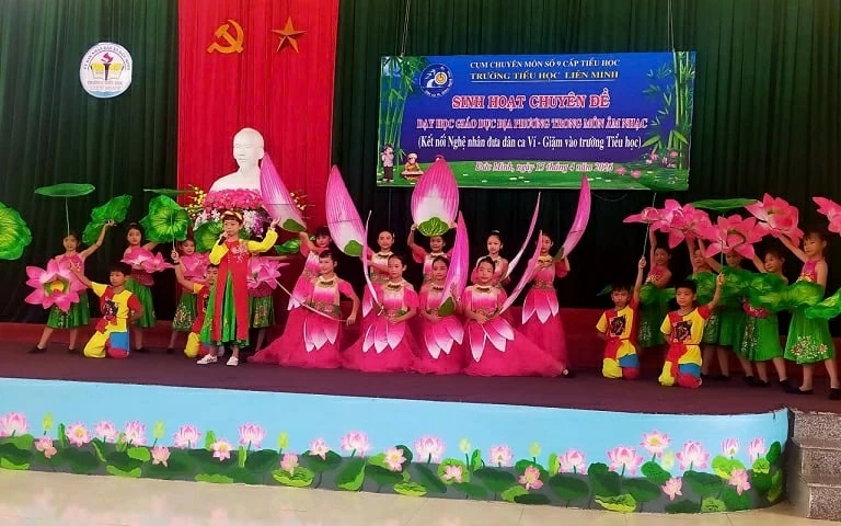 Khi lớp học mở cửa đón nghệ nhân, nghệ sĩ Khi lớp học mở cửa đón nghệ nhân, nghệ sĩ