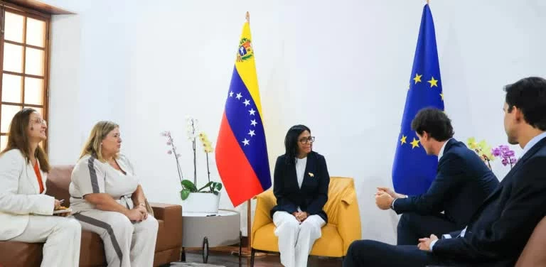 Tín hiệu Venezuela-EU xích lại gần nhau Tín hiệu Venezuela-EU xích lại gần nhau