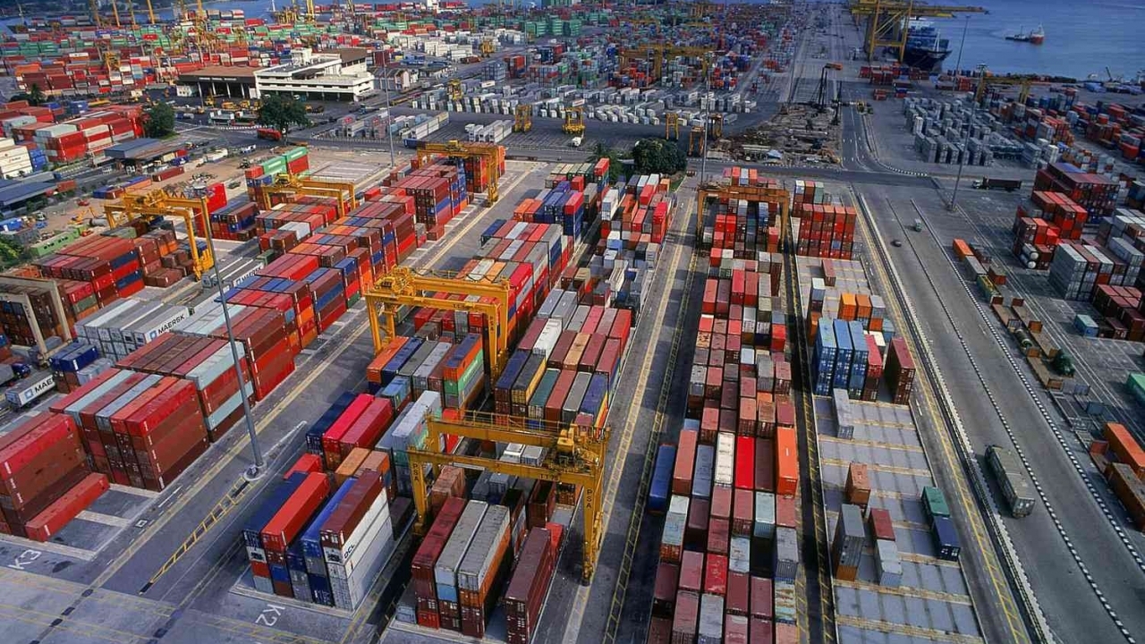 Tăng trưởng của Singapore dự báo giảm mạnh nếu căng thẳng địa chính trị kéo dài