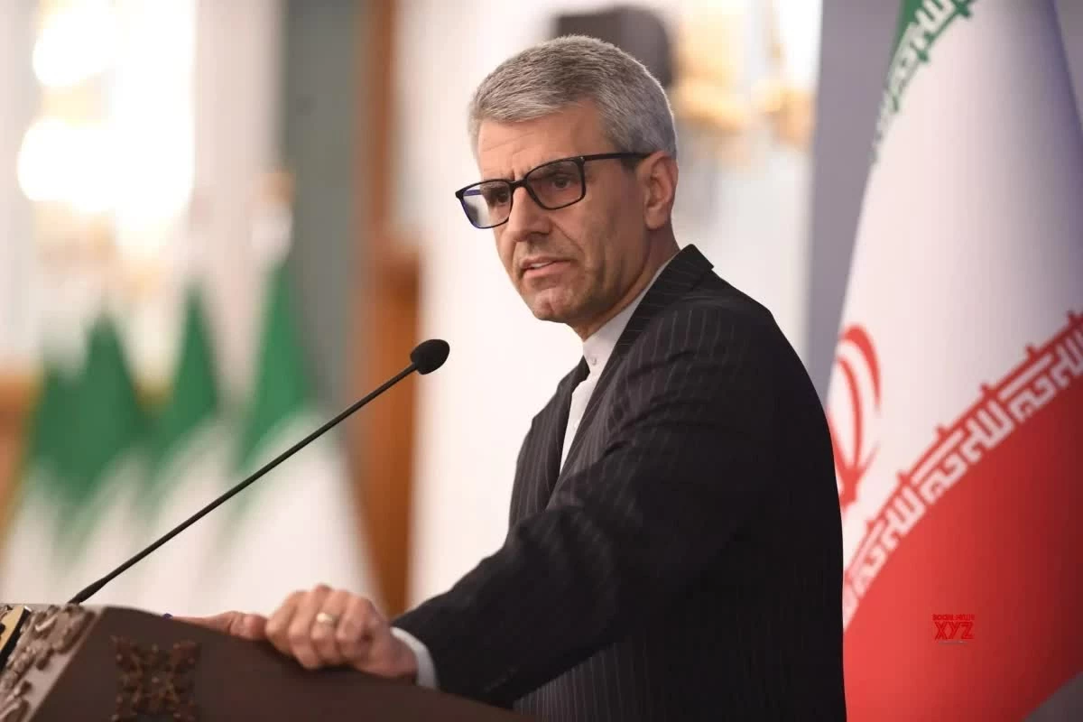 Iran cảnh báo đổ vỡ thỏa thuận ngừng bắn, dọa đánh chìm tàu Mỹ nếu Washington tìm cách kiểm soát eo biển Hormuz