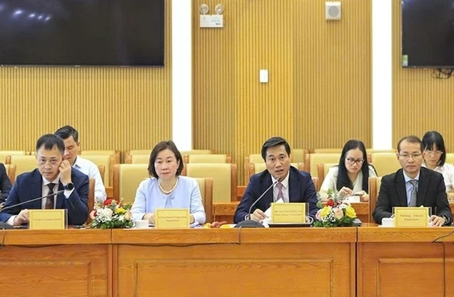 Thứ trưởng Xây dựng Nguyễn Tường Văn tiếp đoàn doanh nghiệp thuộc Hội đồng Kinh doanh Hoa Kỳ - ASEAN