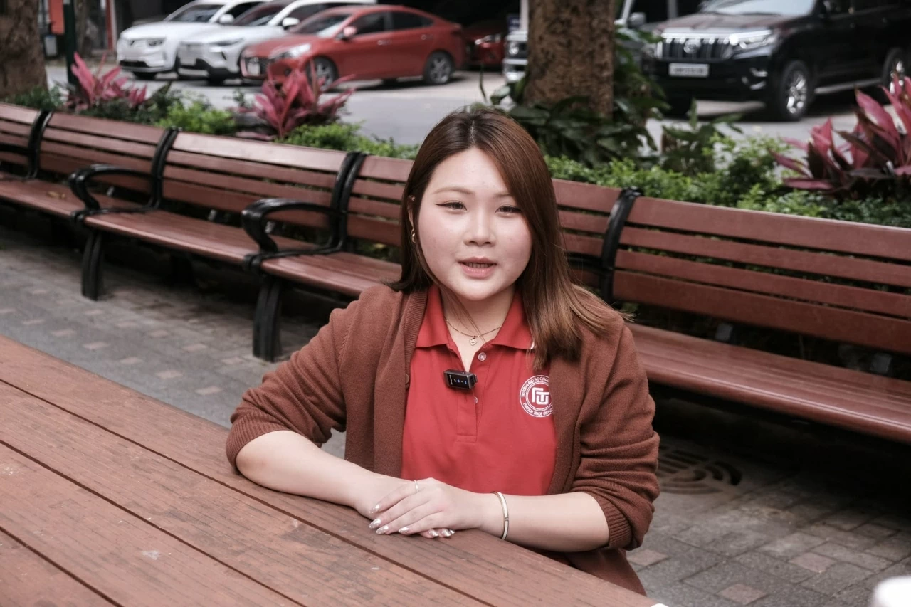 Từ một nơi để học tập, Việt Nam dần trở thành “ngôi nhà thứ hai” với Vieng Sa Van (Ảnh: Hà Anh) Từ một nơi để học tập, Việt Nam dần trở thành “ngôi nhà thứ hai” với Vieng Sa Van (Ảnh: Hà Anh)