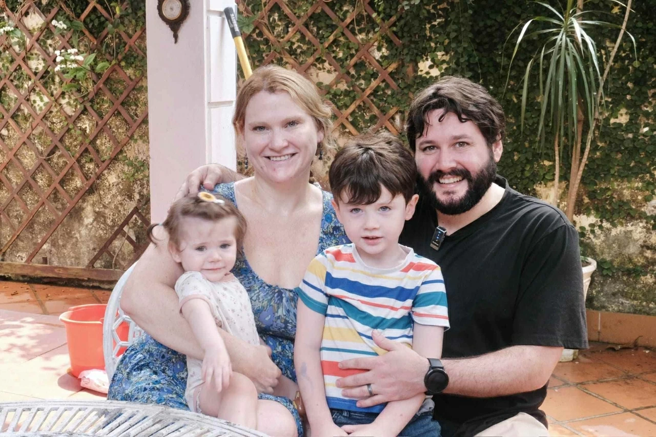 Với gia đình Heather Summers, Việt Nam đã trở thành nơi lưu giữ những ký ức và sự gắn bó lâu dài. (Ảnh: Hà Anh)