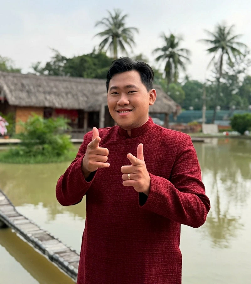 Mai Trí Thức (29 tuổi), tốt nghiệp ngành dược năm 2019, làm việc tại TP.HCM. Mai Trí Thức (29 tuổi), tốt nghiệp ngành dược năm 2019, làm việc tại TP.HCM.