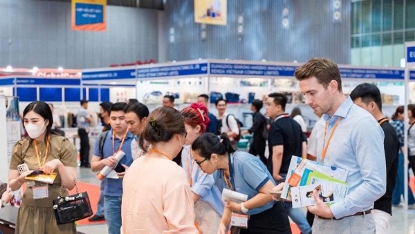 Kết nối trực tiếp 12.000 nhà mua hàng quốc tế và trong nước