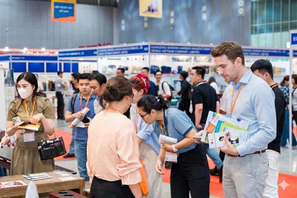 Kết nối trực tiếp 12.000 nhà mua hàng quốc tế và trong nước