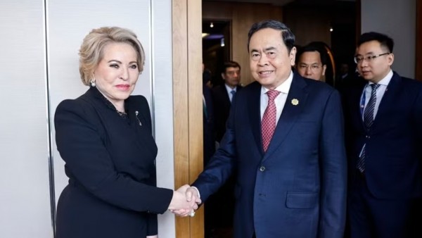 Chủ tịch Quốc hội Trần Thanh Mẫn hội kiến Chủ tịch Hội đồng Liên bang Nga