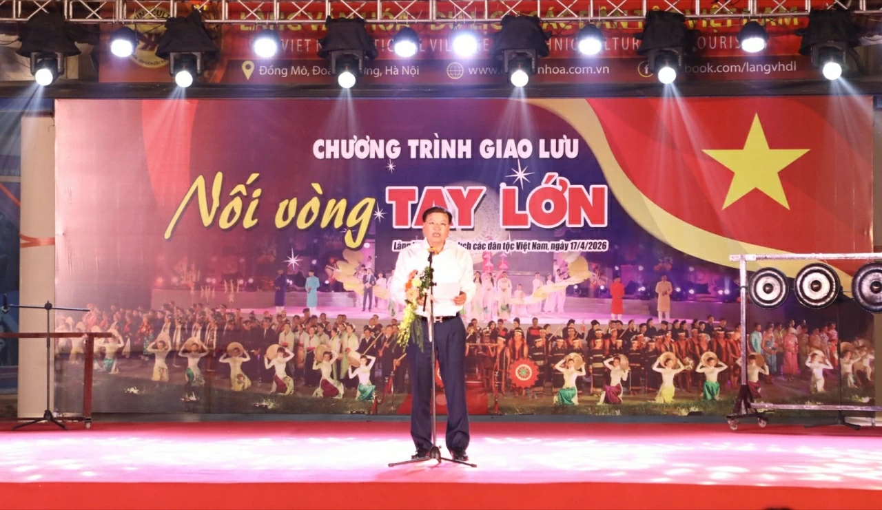 Lan tỏa tinh thần đại đoàn kết dân tộc trong đêm 'Nối vòng tay lớn' Lan tỏa tinh thần đại đoàn kết dân tộc trong đêm 'Nối vòng tay lớn'