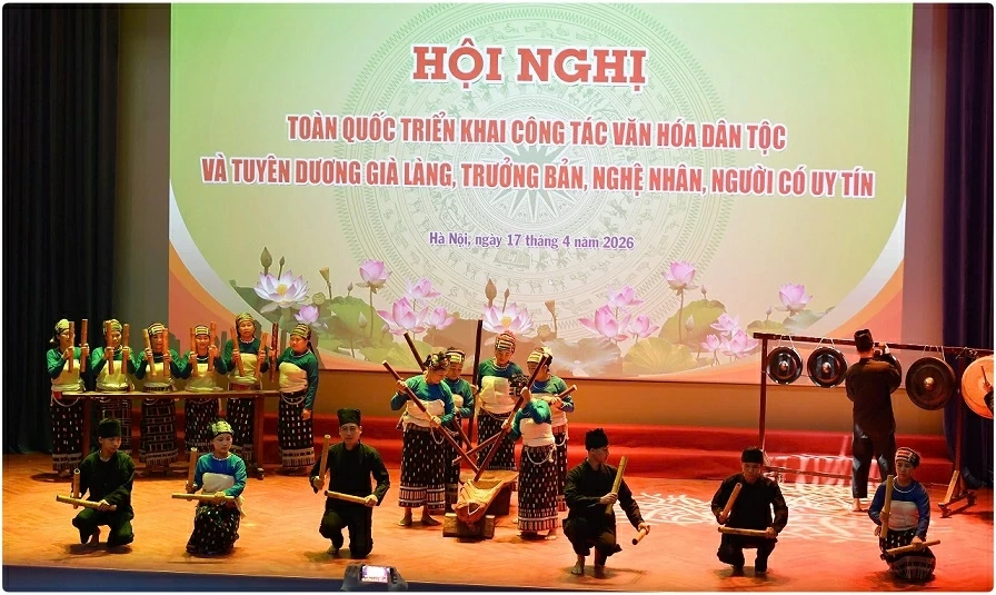 Phát huy nguồn lực văn hóa dân tộc trong giai đoạn mới Phát huy nguồn lực văn hóa dân tộc trong giai đoạn mới